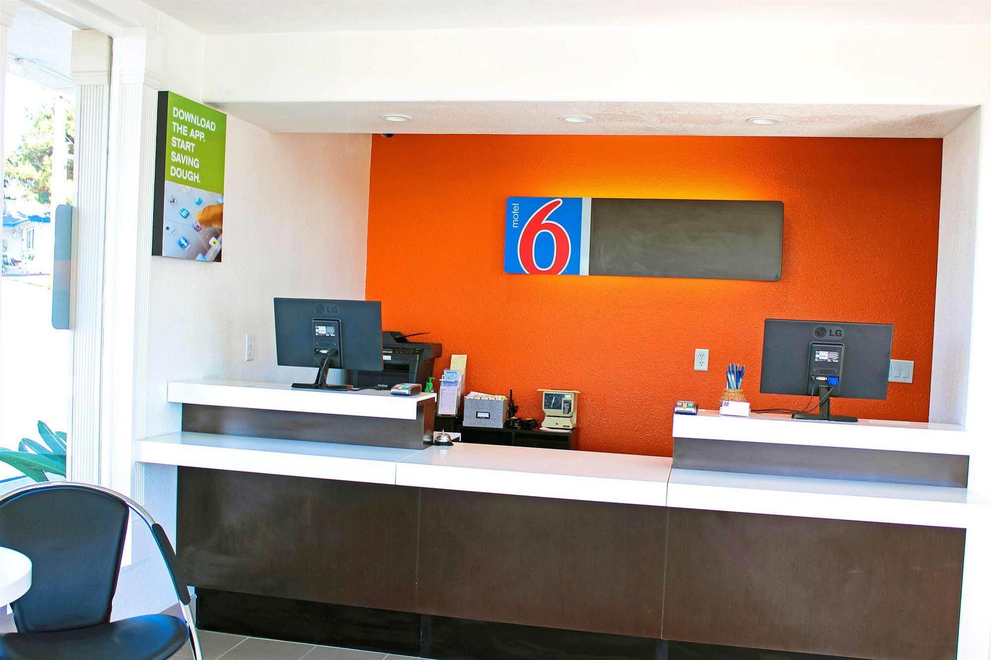Motel 6-Vista, Ca מראה חיצוני תמונה
